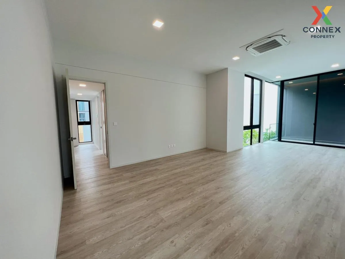 ขายบ้าน  วีเว่ กรุงเทพกรีฑา ทับช้าง เขต สะพานสูง กรุงเทพ CX-11260