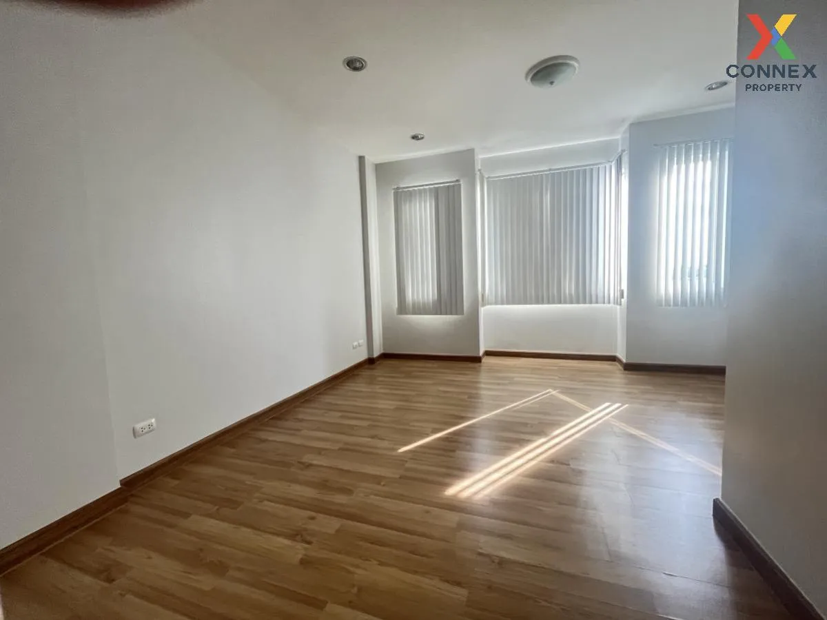 ขายทาวน์เฮ้าส์/ทาวน์โฮม  พรีเมี่ยม เพลส นวมินทร์ - สุขาภิบาล 1 คล