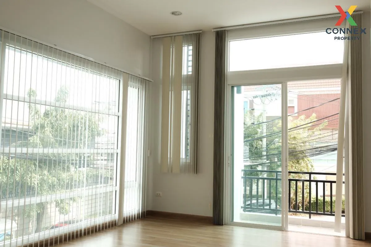 ขายทาวน์เฮ้าส์/ทาวน์โฮม  พรีเมี่ยม เพลส นวมินทร์ - สุขาภิบาล 1 คล