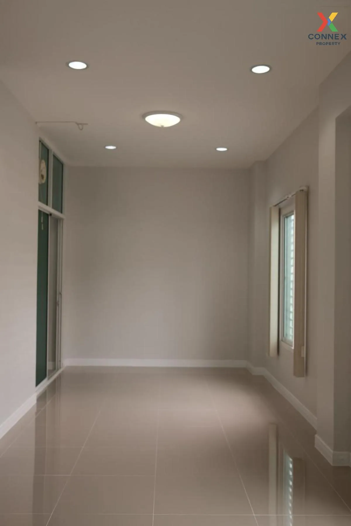 ขายทาวน์เฮ้าส์/ทาวน์โฮม  พรีเมี่ยม เพลส นวมินทร์ - สุขาภิบาล 1 คล