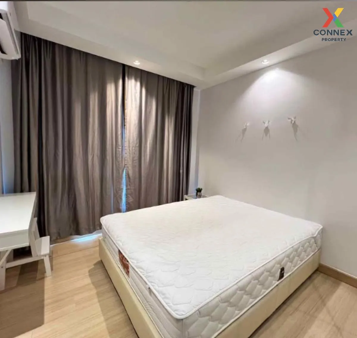 For Sale Condo , Thru Thonglor , high floor , corner unit , BTS-T