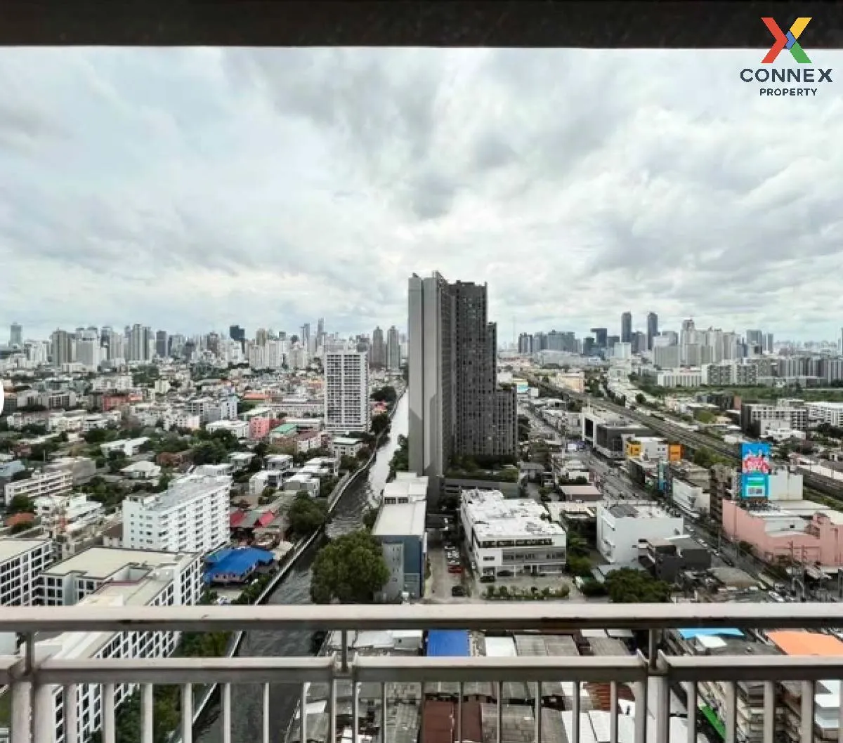 For Sale Condo , Thru Thonglor , high floor , corner unit , BTS-T