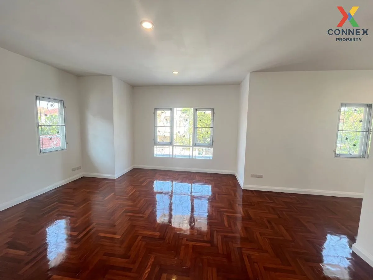 For Sale House , Maneerin Lake & Park Ratchaphruek - Tiwanon , Ba