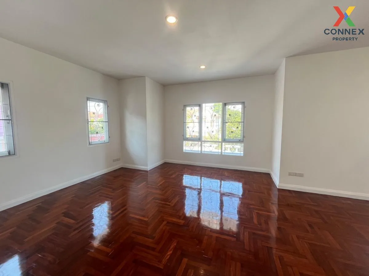 For Sale House , Maneerin Lake & Park Ratchaphruek - Tiwanon , Ba