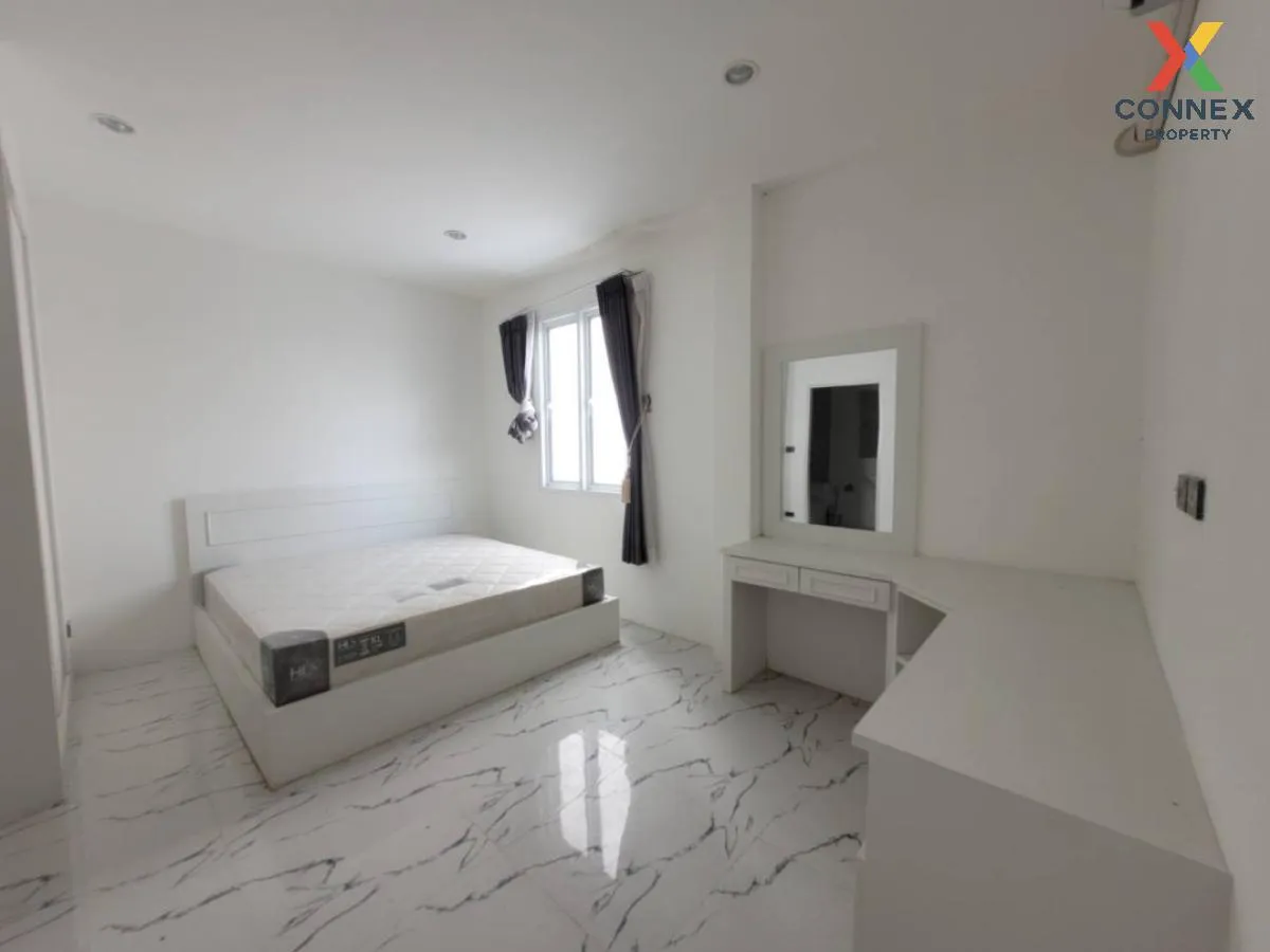 For Sale House , Verona by Un Ai Ruk , high floor , corner unit , For Sale House , Verona by Un Ai Ruk , high floor , corner unit ,