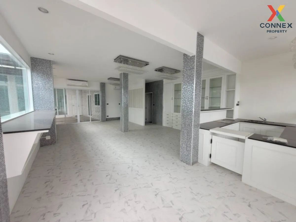 For Sale House , Verona by Un Ai Ruk , high floor , corner unit , For Sale House , Verona by Un Ai Ruk , high floor , corner unit ,