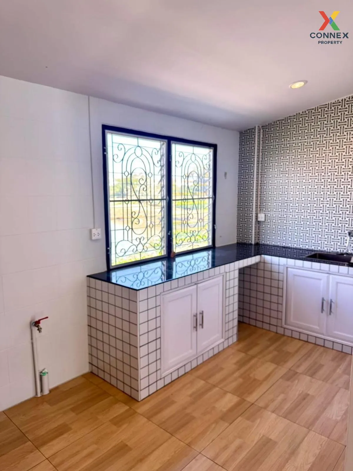 For Sale Townhouse/Townhome  , Baan Yu Charoen 2 , Lat Sawai , La