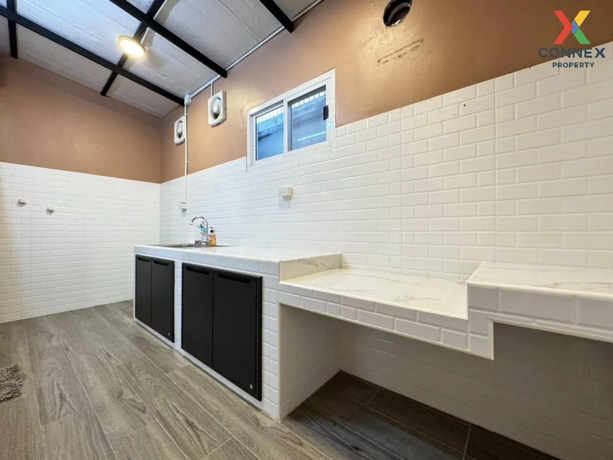 For Sale Townhouse/Townhome  , Supalai Ville Phetkasem 69 , Nong  3