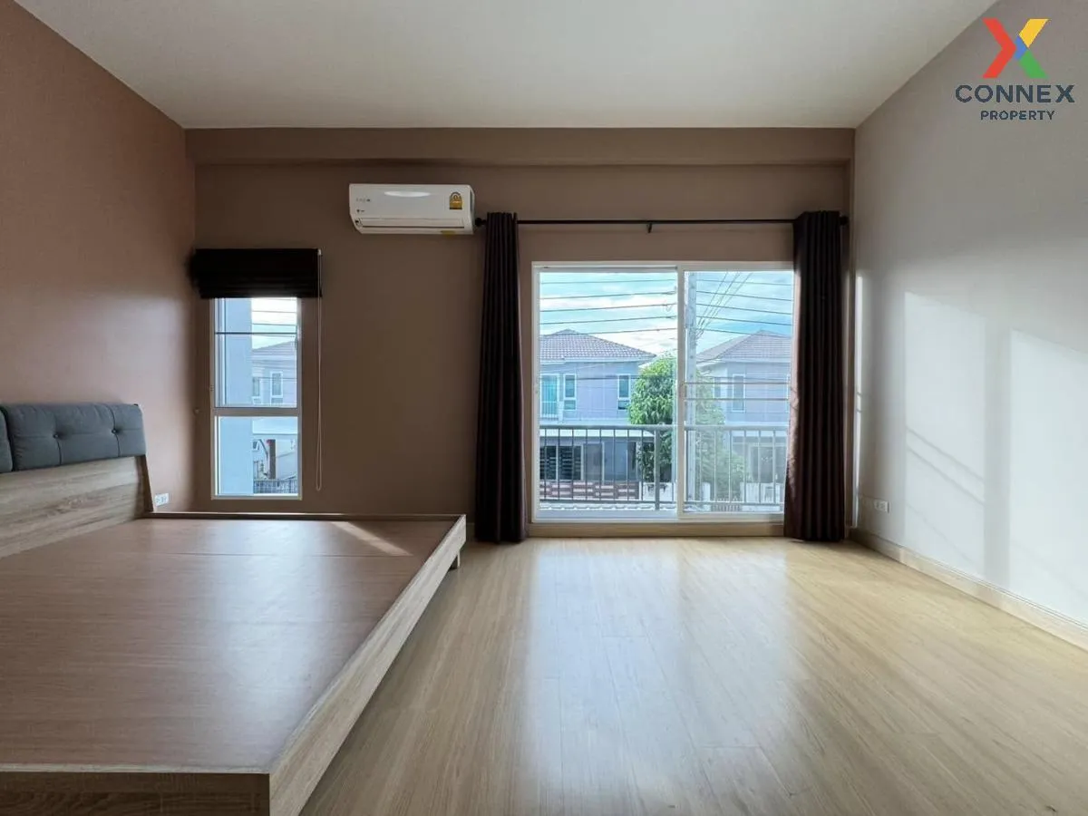 For Sale Townhouse/Townhome  , Supalai Ville Phetkasem 69 , Nong 