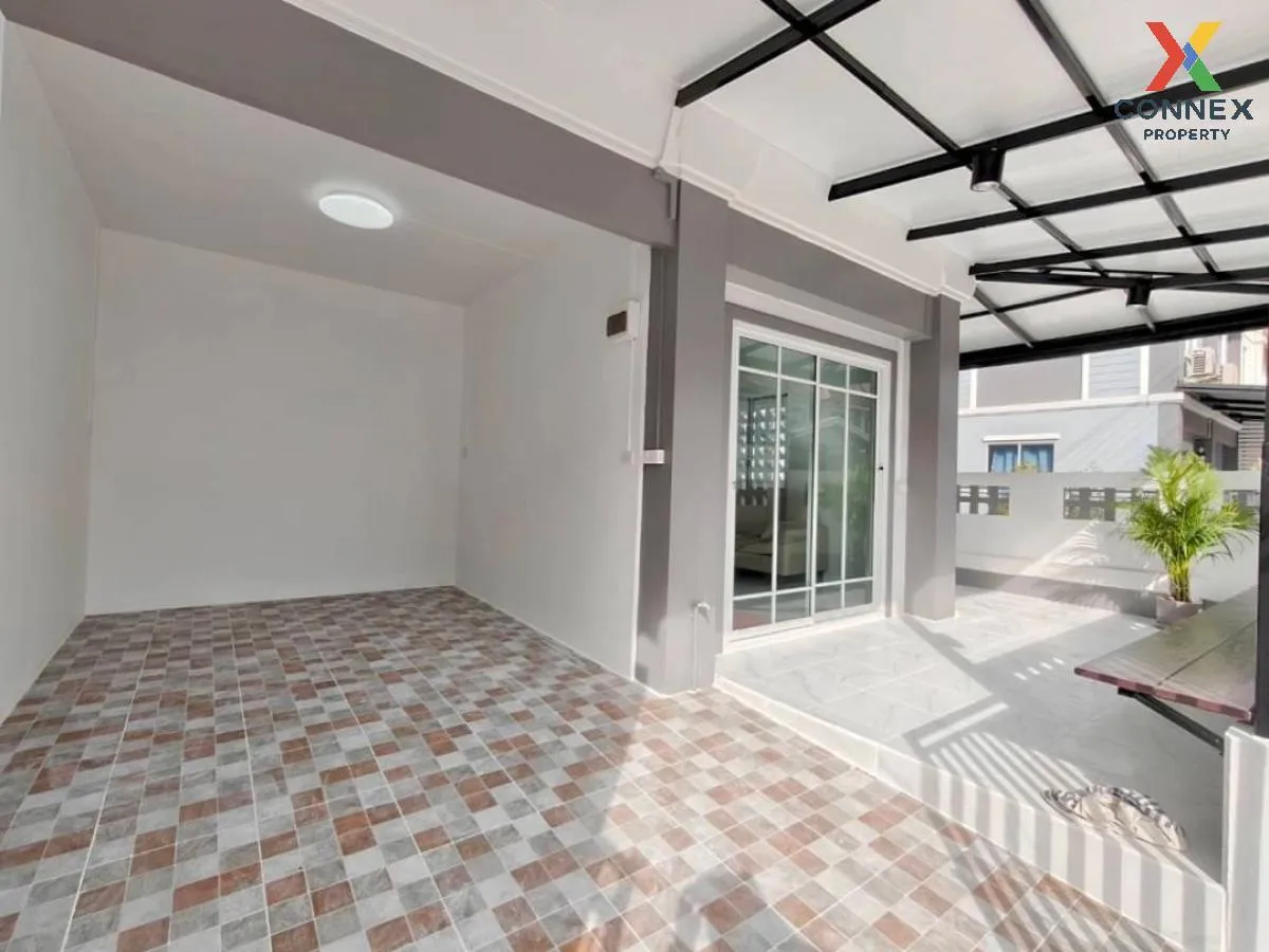 ขายทาวน์เฮ้าส์/ทาวน์โฮม  บ้านพฤกษา 33 บางบัวทอง ห้องมุม รีโนเวทให 3
