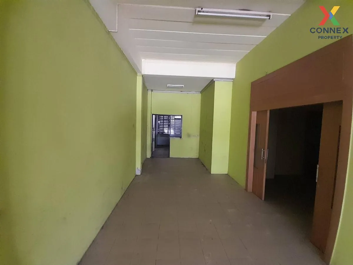 For Sale 2-storey commercial building, Ban Phai, Khon Kaen Provin