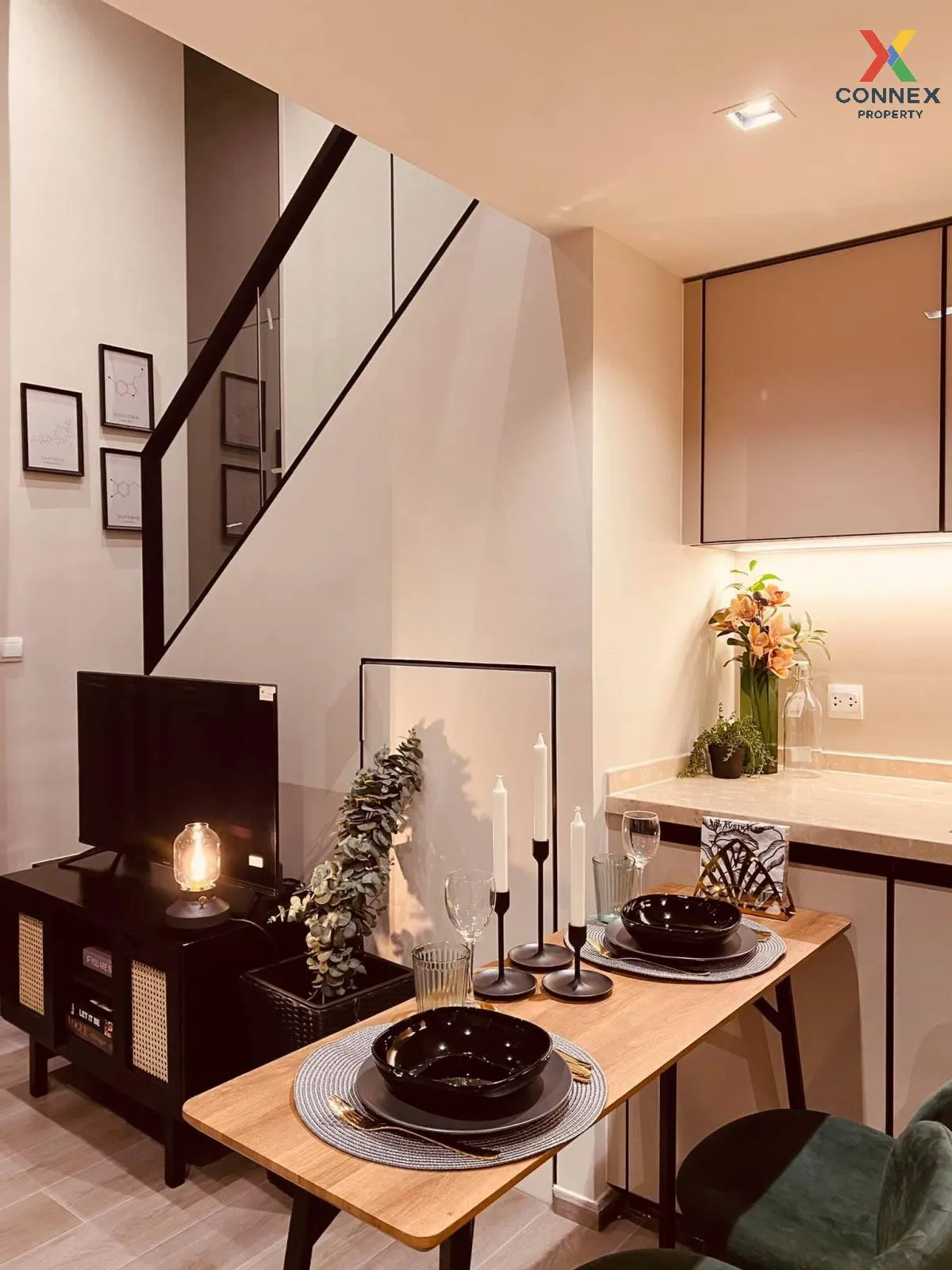 เช่าคอนโด  เดอะ รีเซิร์ฟ พหล - ประดิพัทธ์ ดูเพล็กซ์ BTS-สะพานควาย