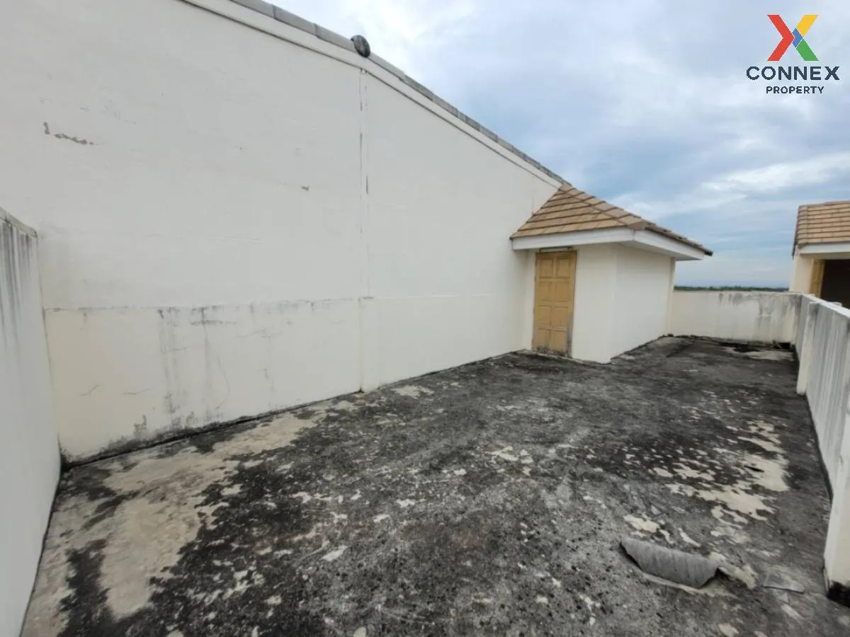 For Sale commercial building , Samet , Mueang Chon Buri , Chon Bu For Sale commercial building , Samet , Mueang Chon Buri , Chon Bu