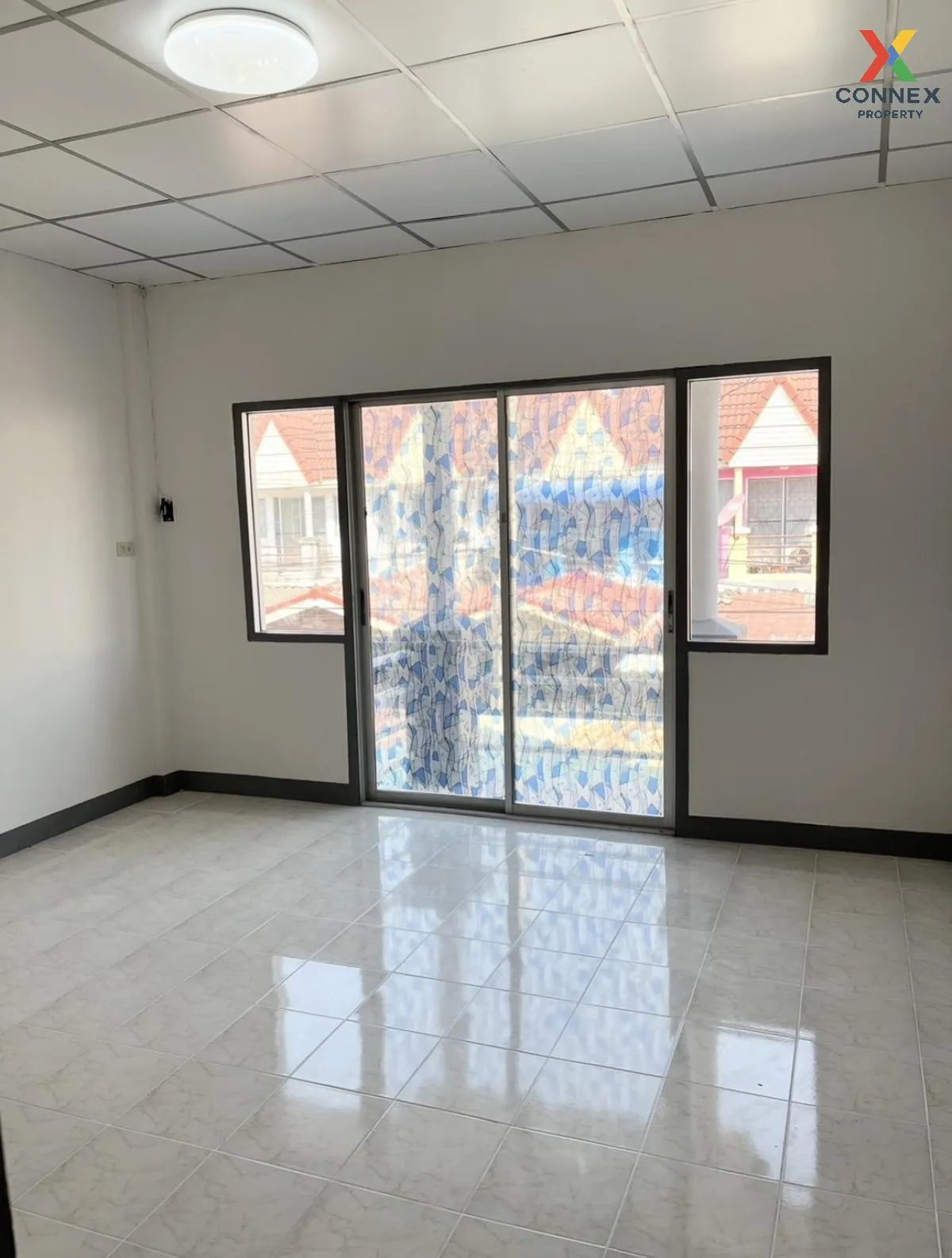 ขายทาวน์เฮ้าส์/ทาวน์โฮม  หมู่บ้านชุติมา แพรกษา เมืองสมุทรปราการ ส