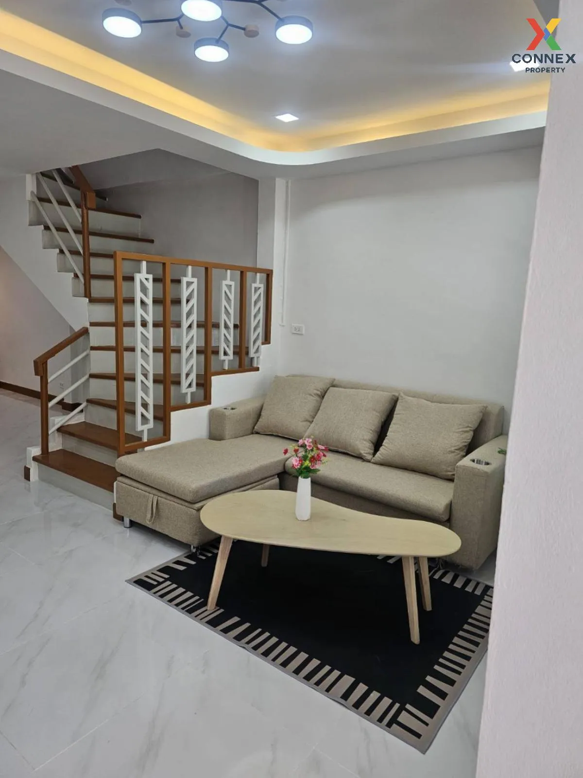 ขายทาวน์เฮ้าส์/ทาวน์โฮม  บ้านธัญพฤกษ์ สุวินทวงศ์ ซอยผดุงพันธ์ 11  2