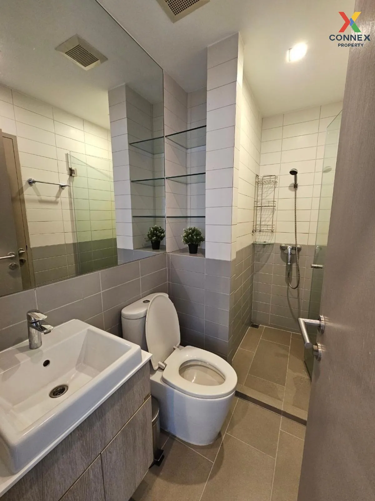 FOR RENT condo , Ideo Mobi Sukhumvit , BTS-On Nut , Bang Chak , P FOR RENT condo , Ideo Mobi Sukhumvit , BTS-On Nut , Bang Chak , P