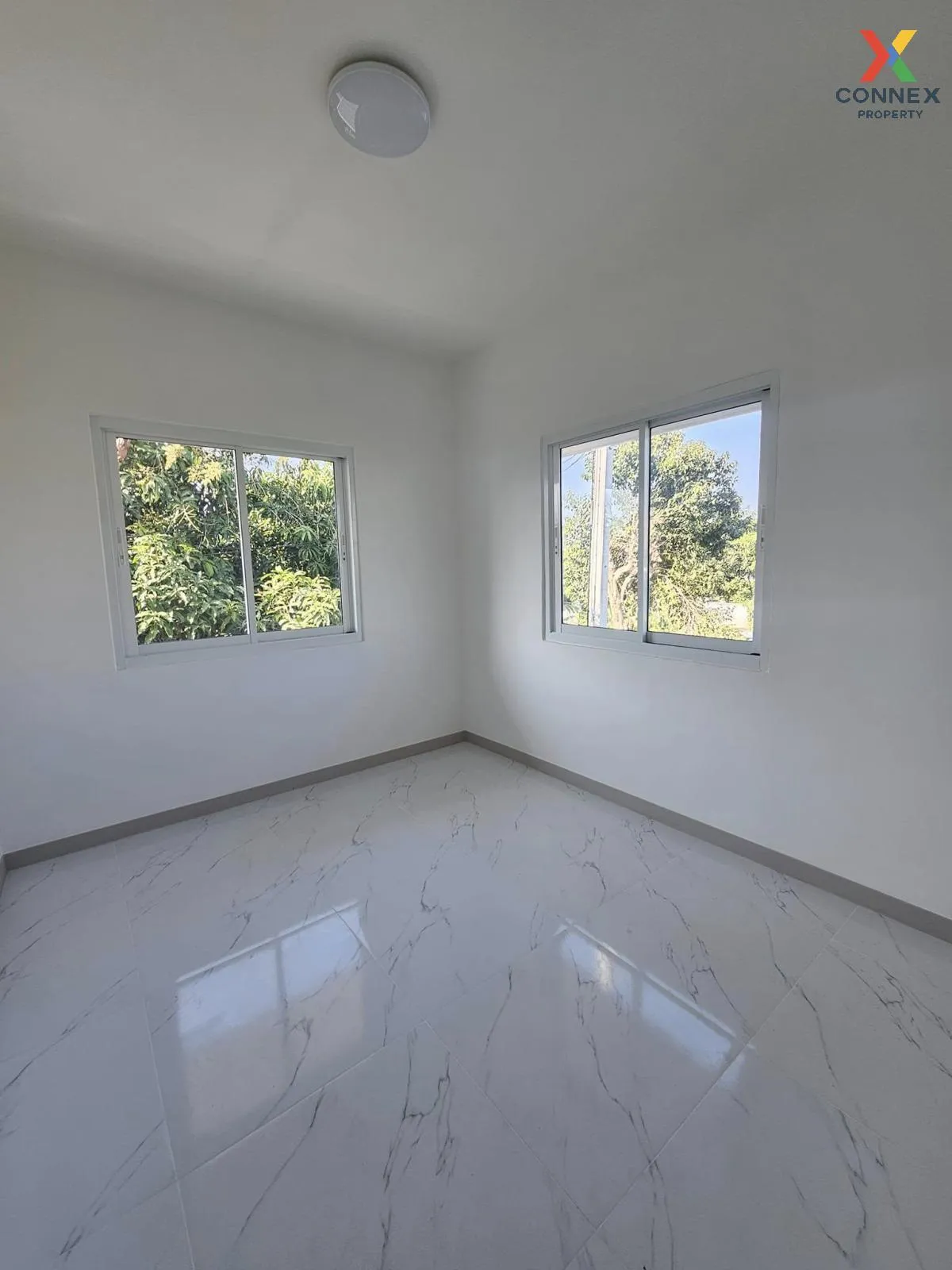 ขายทาวน์เฮ้าส์/ทาวน์โฮม  บ้านบัวทอง 4 บ้านกล้วย-ไทรน้อย รีโนเวทให