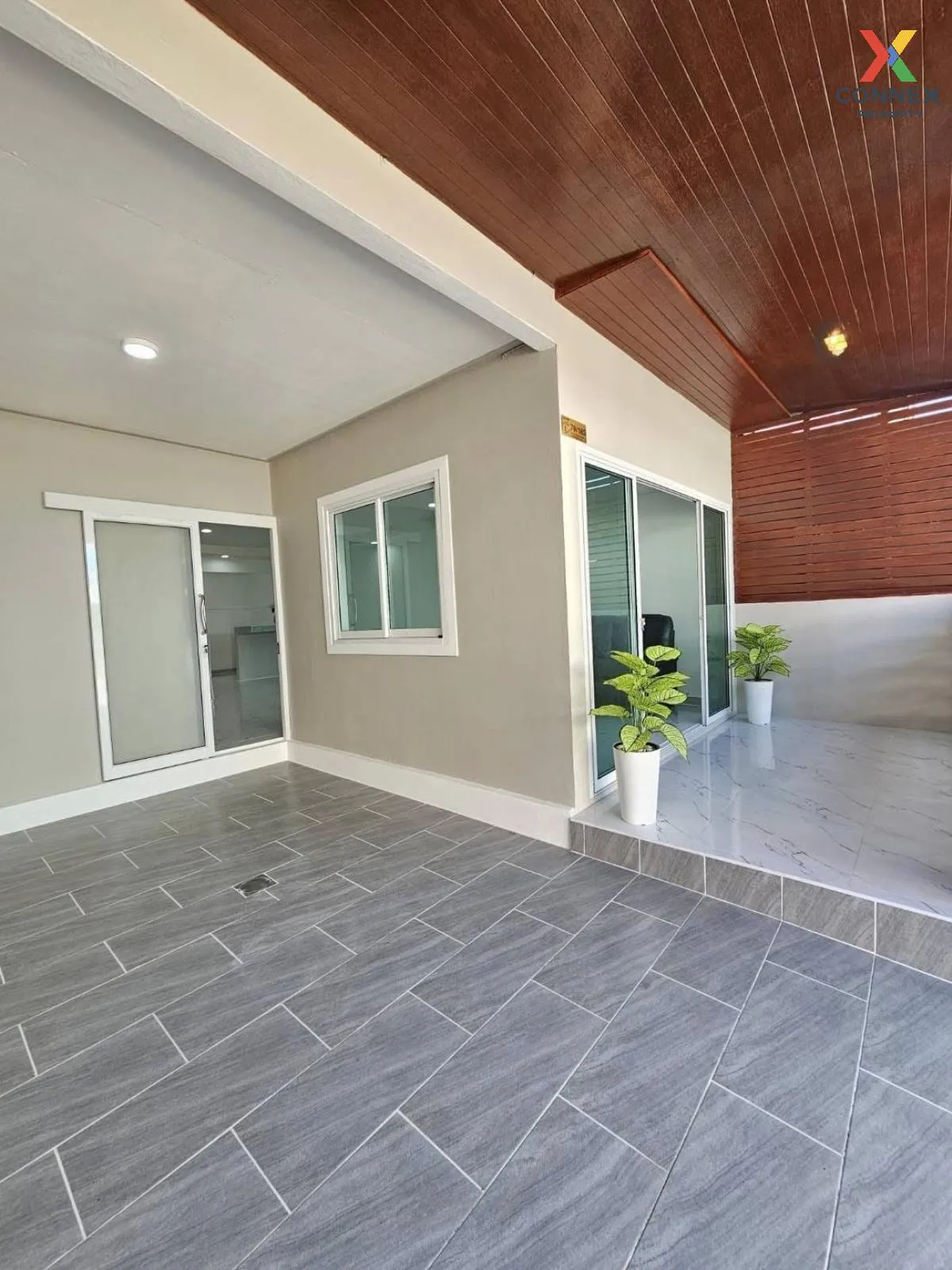 ขายทาวน์เฮ้าส์/ทาวน์โฮม  บ้านบัวทอง 4 บ้านกล้วย-ไทรน้อย รีโนเวทให 2