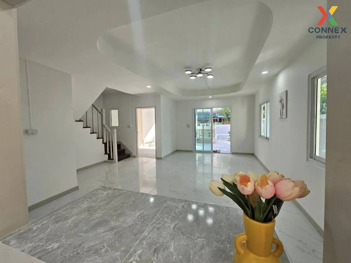 ขายทาวน์เฮ้าส์/ทาวน์โฮม  บ้านบัวทอง 4 บ้านกล้วย-ไทรน้อย รีโนเวทให