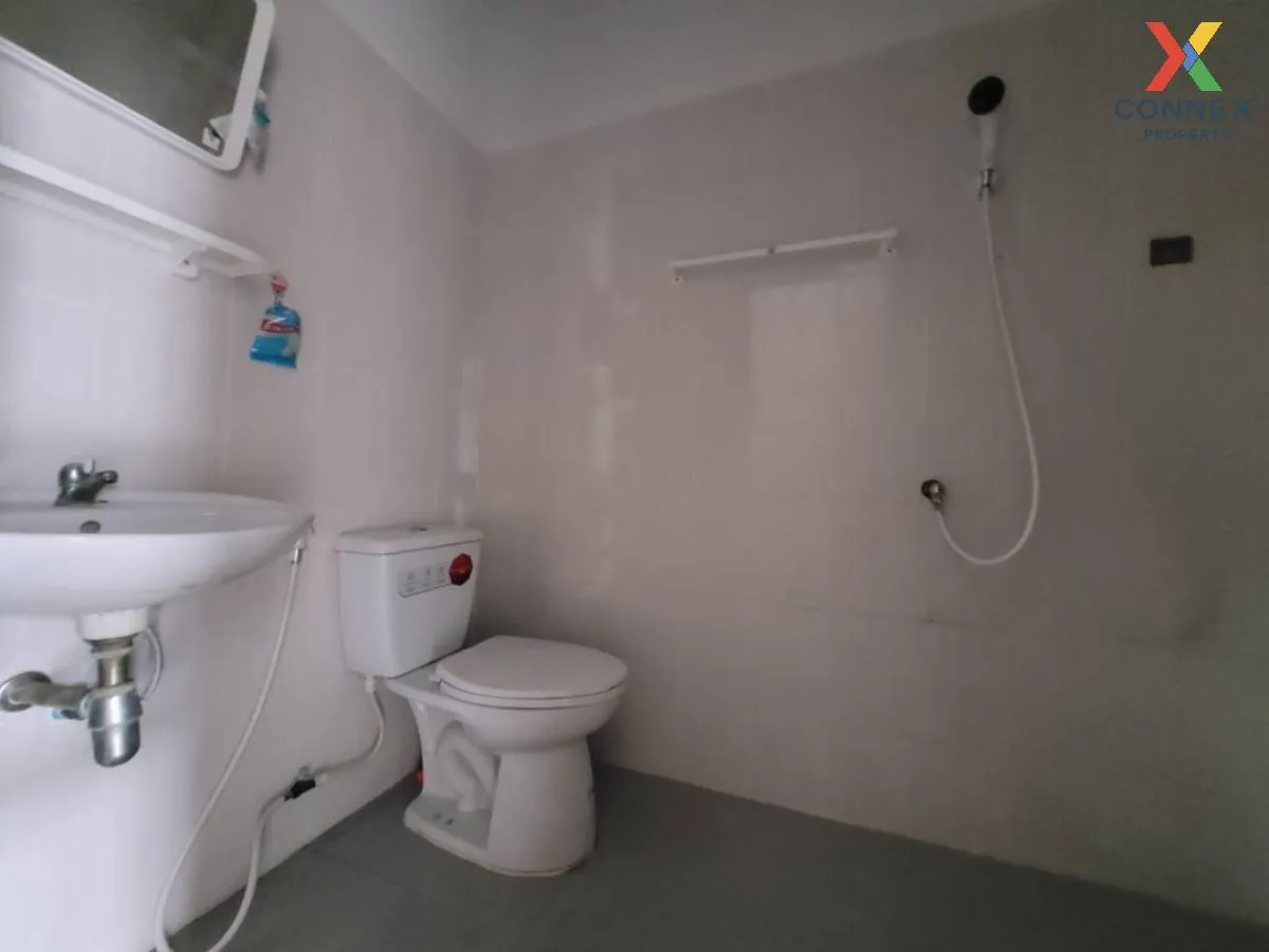 For Sale Townhouse/Townhome  , Sukjai Villa 9 , corner unit , Don