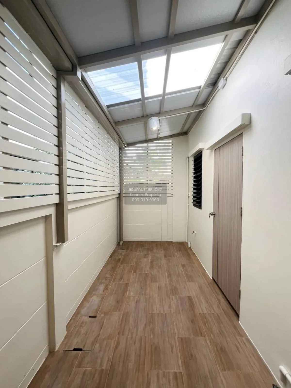 ขายทาวน์เฮ้าส์/ทาวน์โฮม  ทิพย์พิมาน บ้านริมคลอง รีโนเวทใหม่ เสาธง