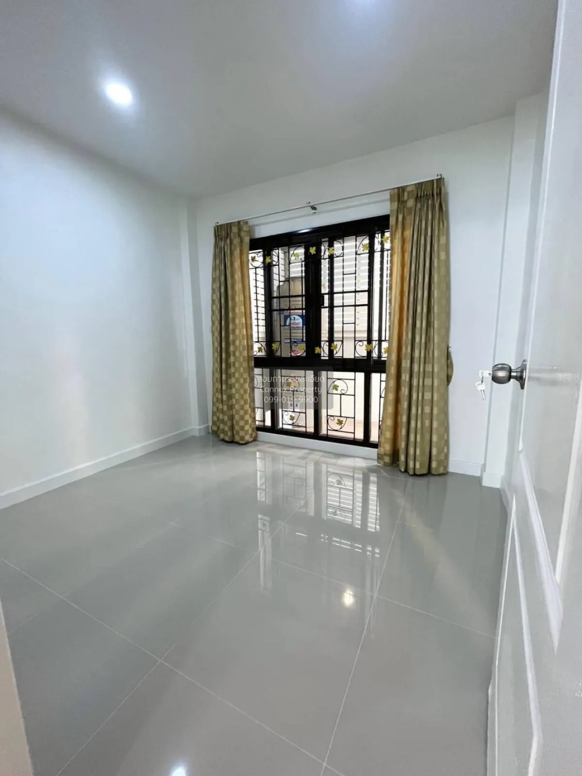 ขายทาวน์เฮ้าส์/ทาวน์โฮม  ทิพย์พิมาน บ้านริมคลอง รีโนเวทใหม่ เสาธง