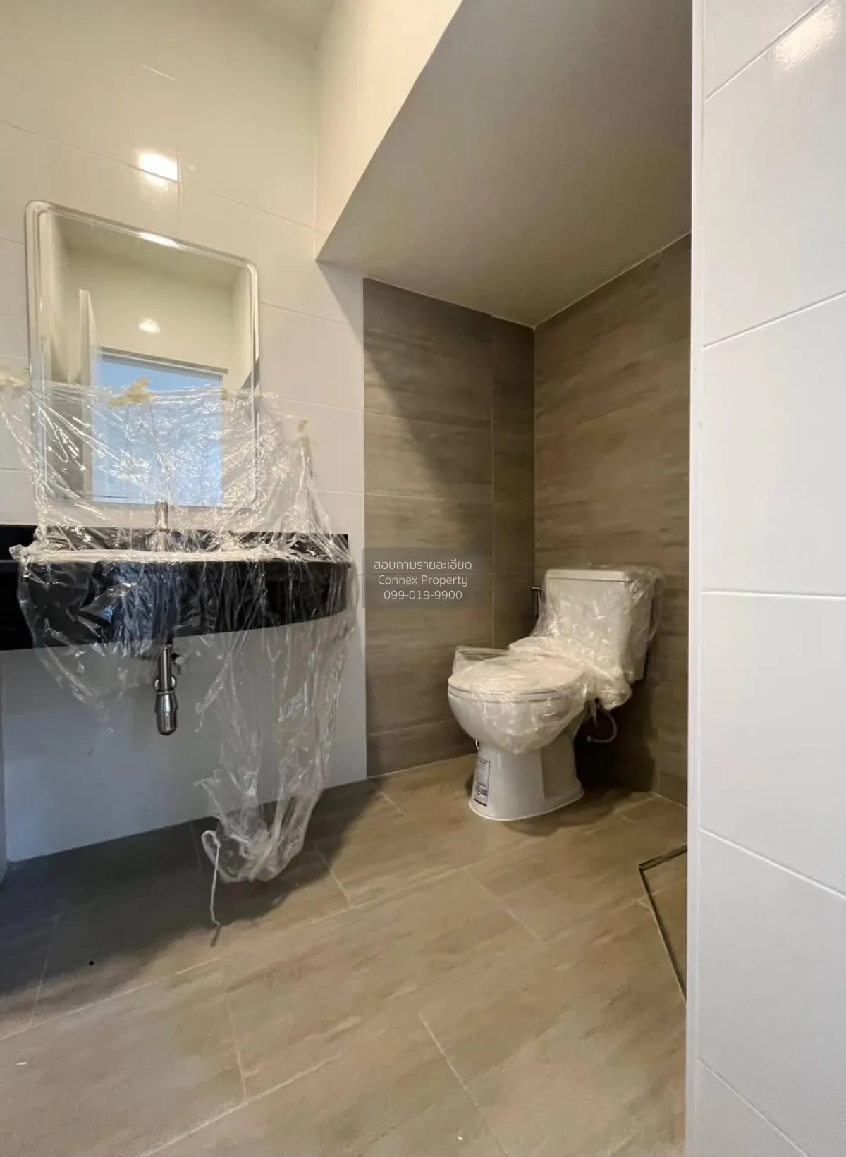 ขายทาวน์เฮ้าส์/ทาวน์โฮม  ทิพย์พิมาน บ้านริมคลอง รีโนเวทใหม่ เสาธง