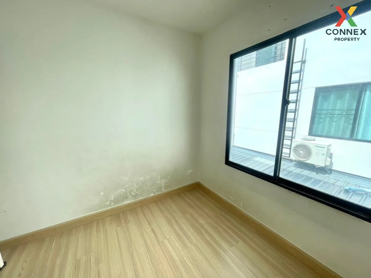 For Sale Townhouse/Townhome  , IFIELD BANGNA , Dok Mai , Prawet ,