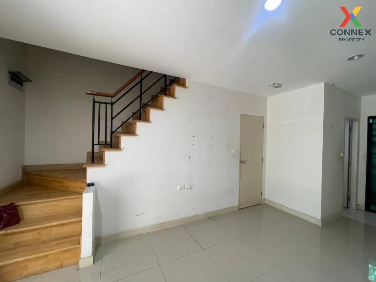 For Sale Townhouse/Townhome  , IFIELD BANGNA , Dok Mai , Prawet ,