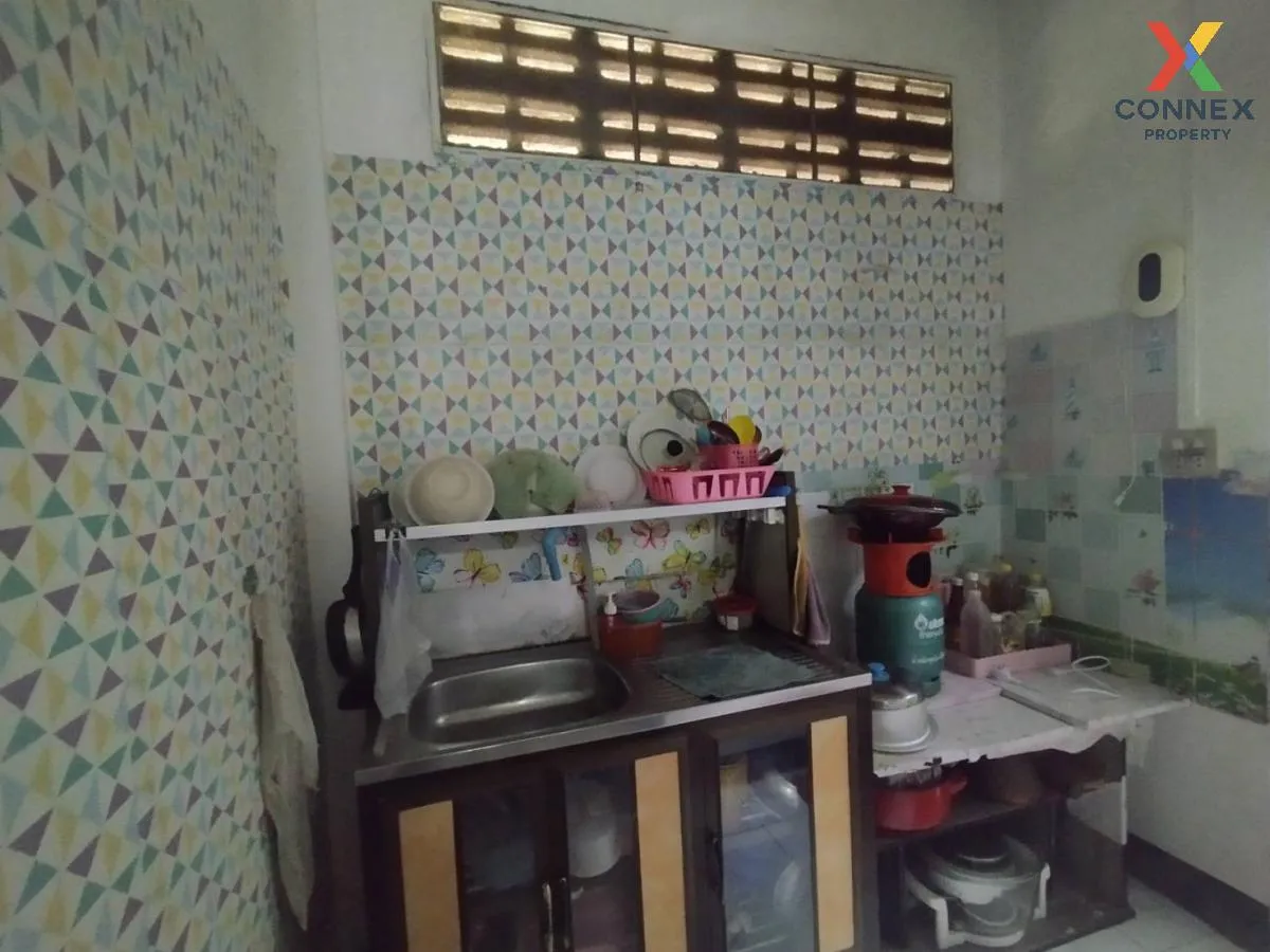 For Sale Townhouse/Townhome  , Baan Piti Villa , Phraek Sa , Muea