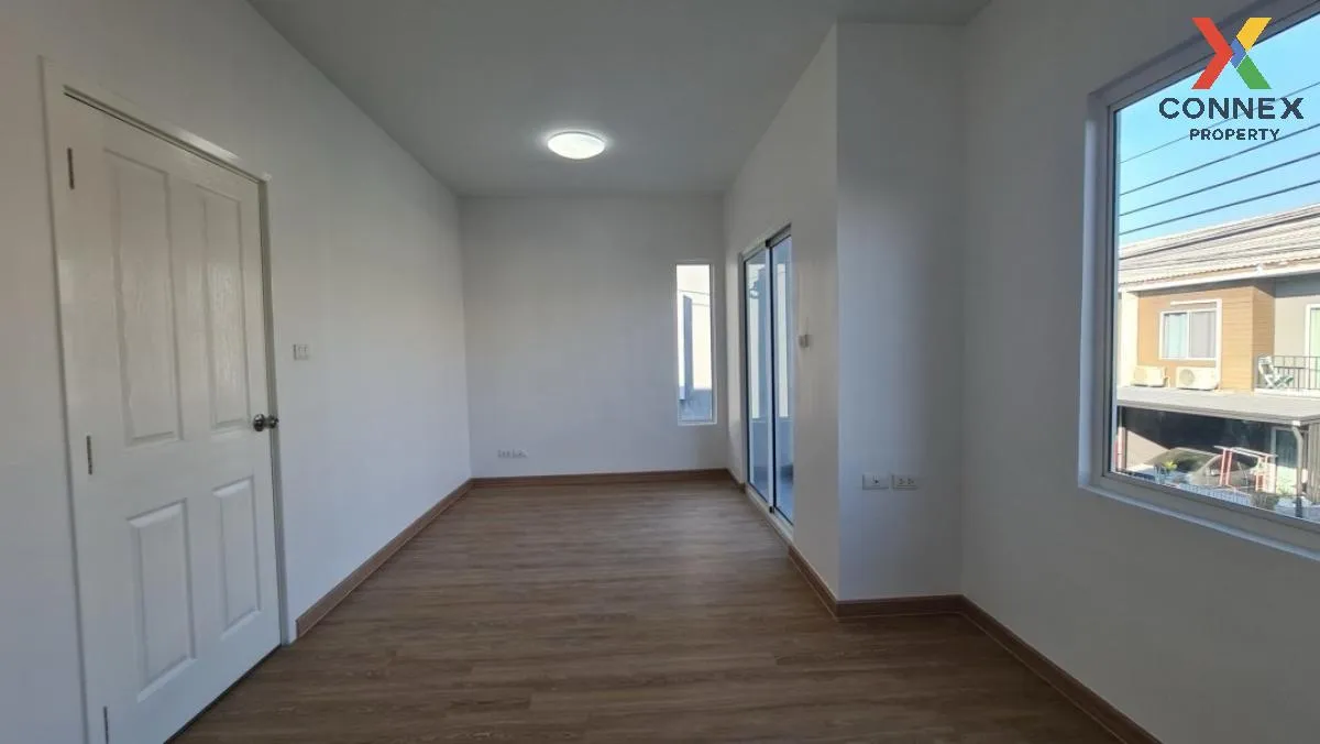 ขายทาวน์เฮ้าส์/ทาวน์โฮม  เดอะ คัลเลอร์ส วงแหวนฯ - รามอินทรา 3 บาง