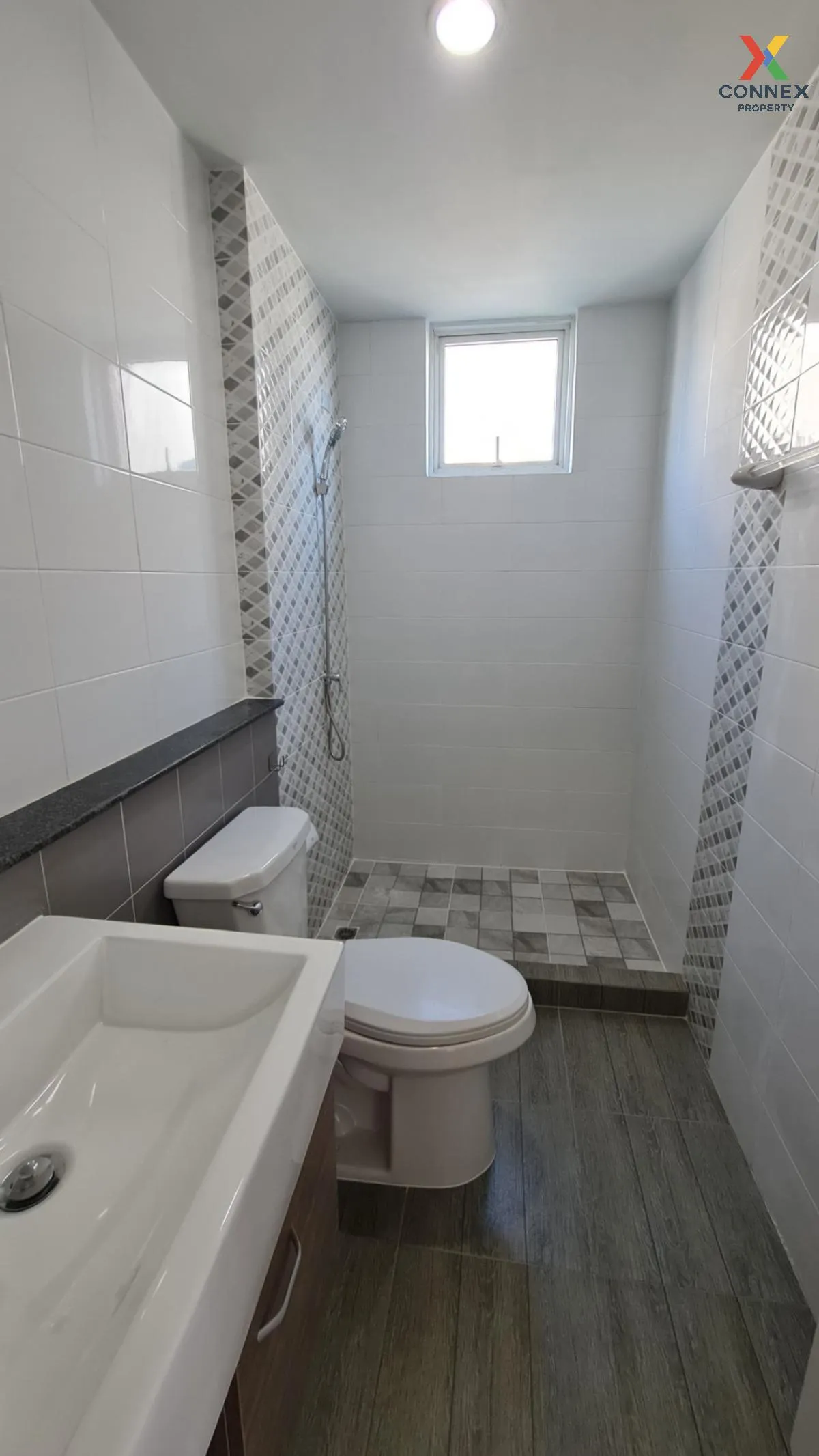 ขายทาวน์เฮ้าส์/ทาวน์โฮม  เดอะ คัลเลอร์ส วงแหวนฯ - รามอินทรา 3 บาง