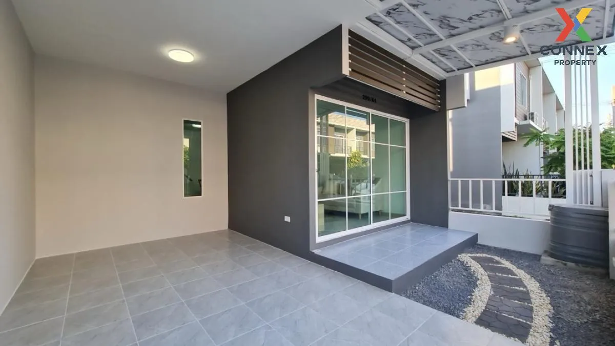 ขายทาวน์เฮ้าส์/ทาวน์โฮม  เดอะ คัลเลอร์ส วงแหวนฯ - รามอินทรา 3 บาง 2