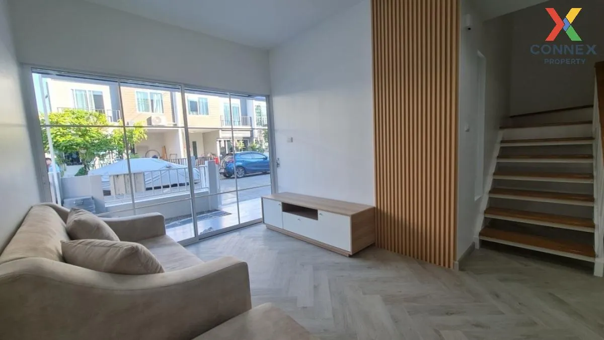 ขายทาวน์เฮ้าส์/ทาวน์โฮม  เดอะ คัลเลอร์ส วงแหวนฯ - รามอินทรา 3 บาง 4