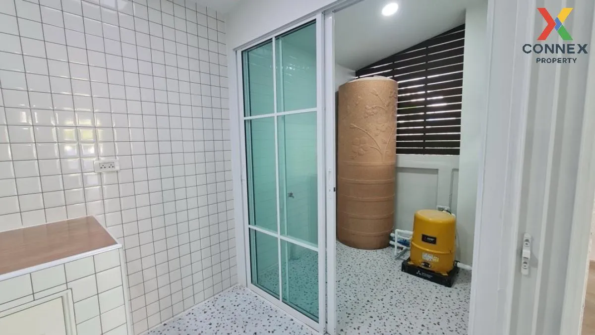 ขายทาวน์เฮ้าส์/ทาวน์โฮม  เดอะ คัลเลอร์ส วงแหวนฯ - รามอินทรา 3 บาง