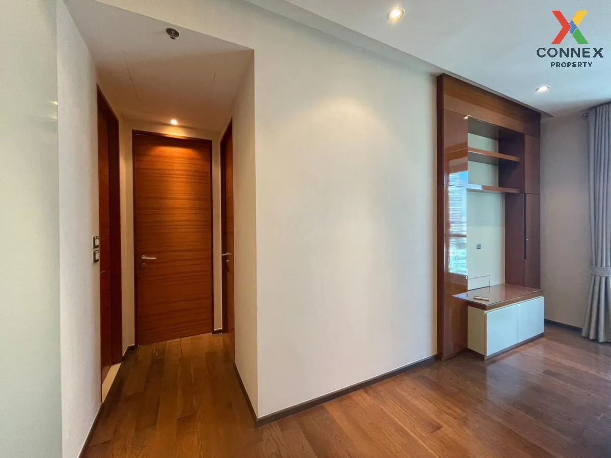 For Sale Condo , The Address Sukhumvit 28 , high floor , BTS-Phro