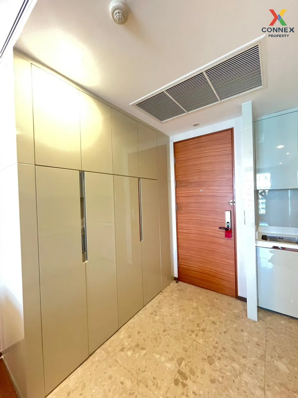 For Sale Condo , The Address Sukhumvit 28 , high floor , BTS-Phro
