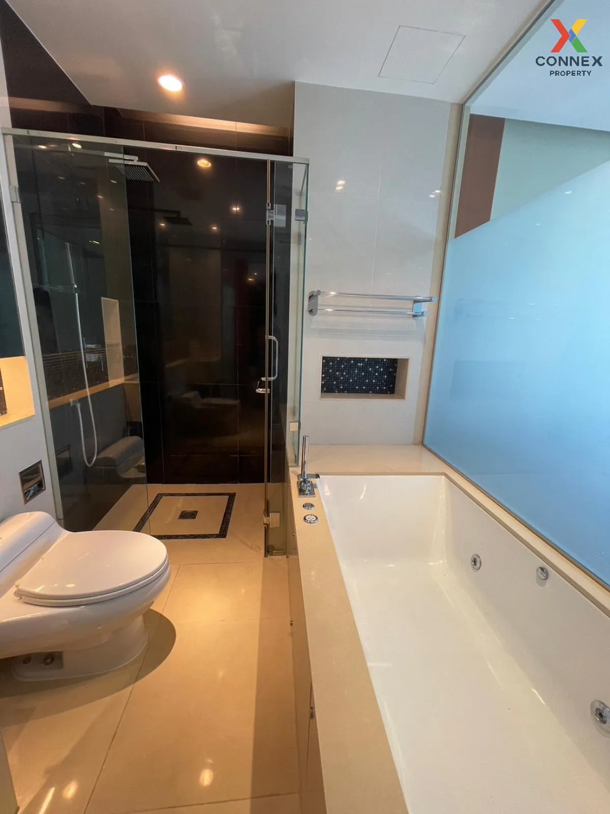 For Sale Condo , The Address Sukhumvit 28 , high floor , BTS-Phro