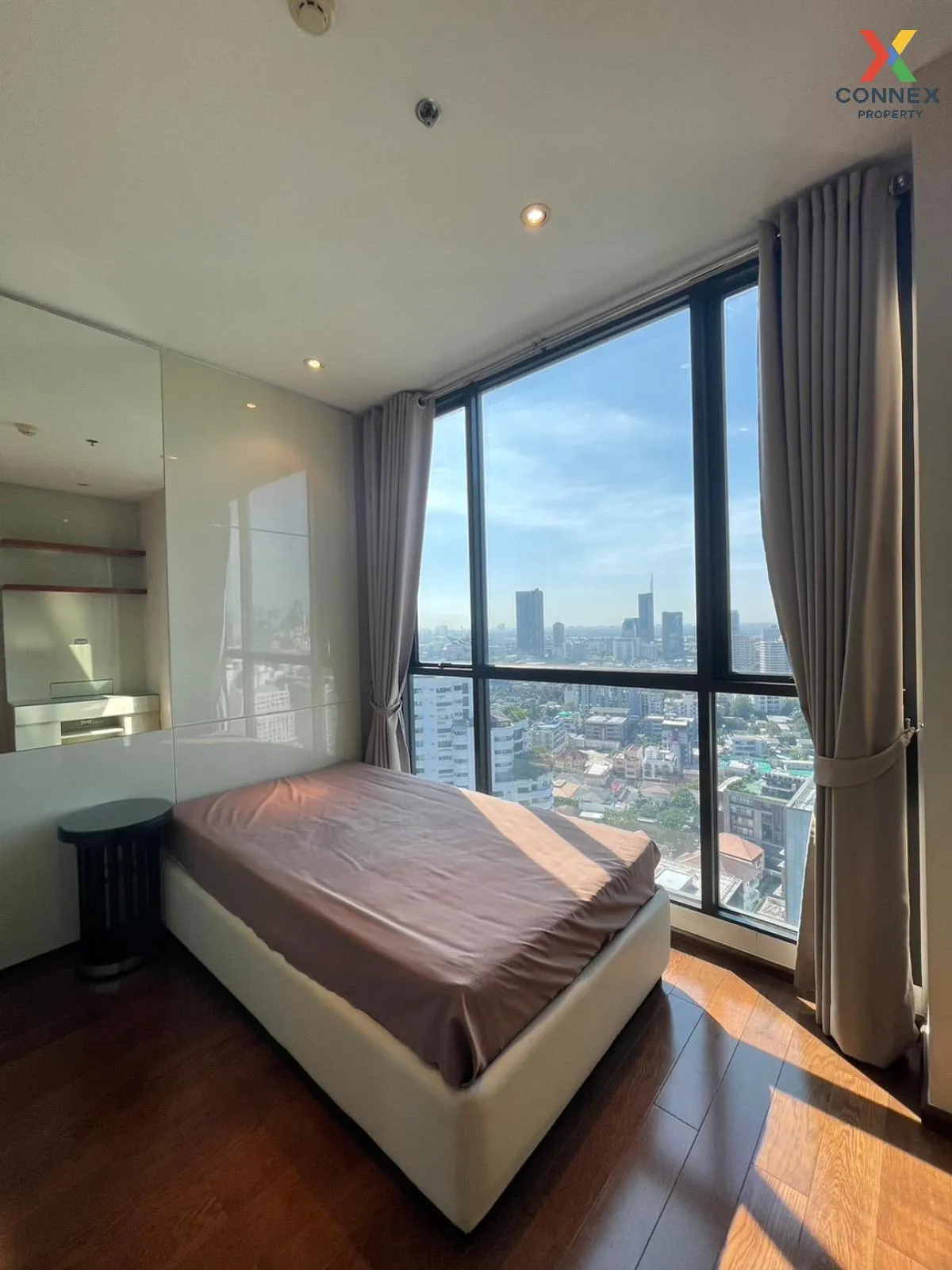 For Sale Condo , The Address Sukhumvit 28 , high floor , BTS-Phro 4