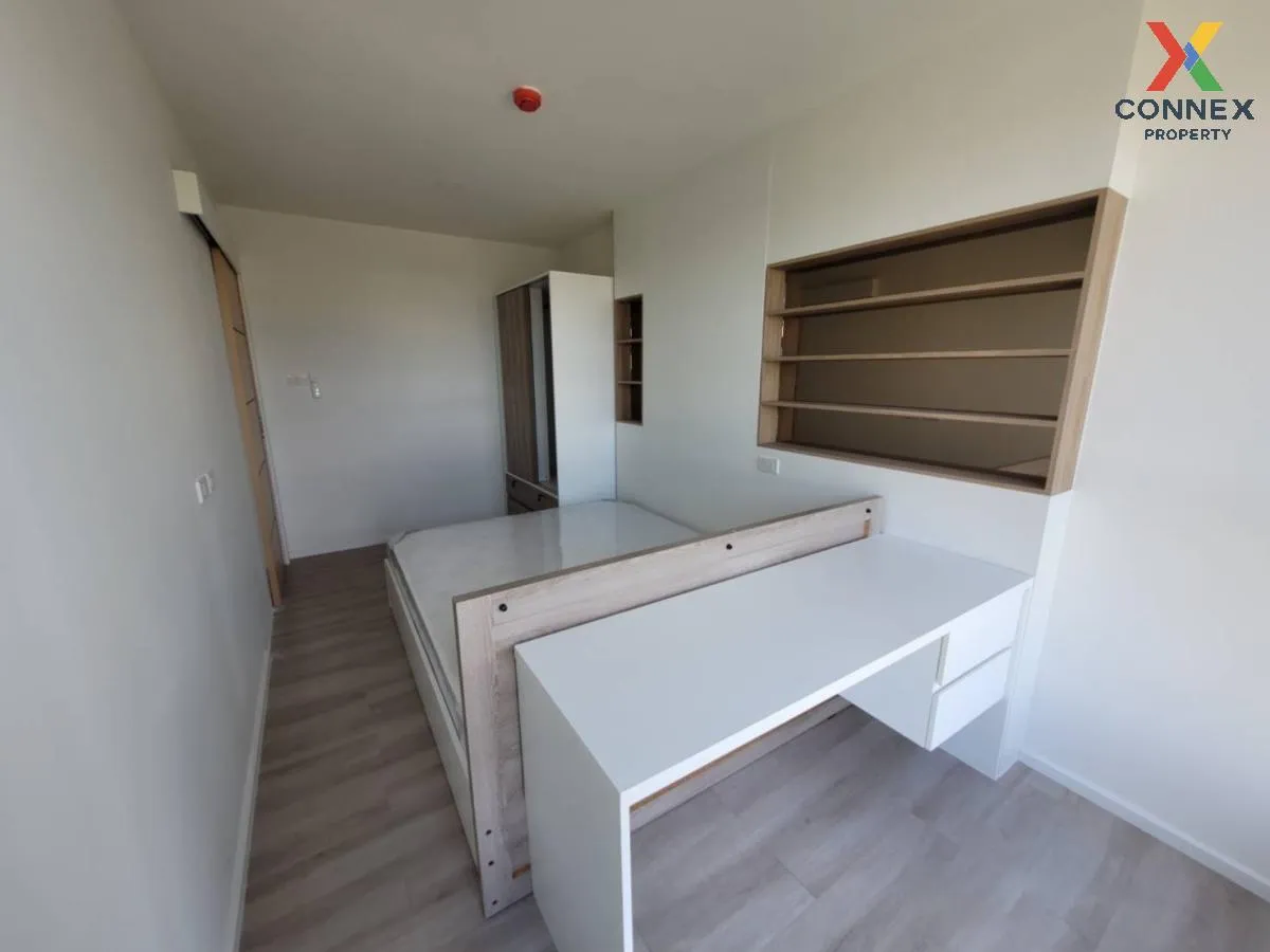 For Sale Condo , The Centro Condo Bangsaen , nice view , newly re