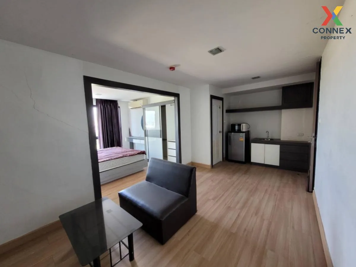 For Sale Condo , Living Avenue Bangsaen , nice view , Saen Suk ,  4