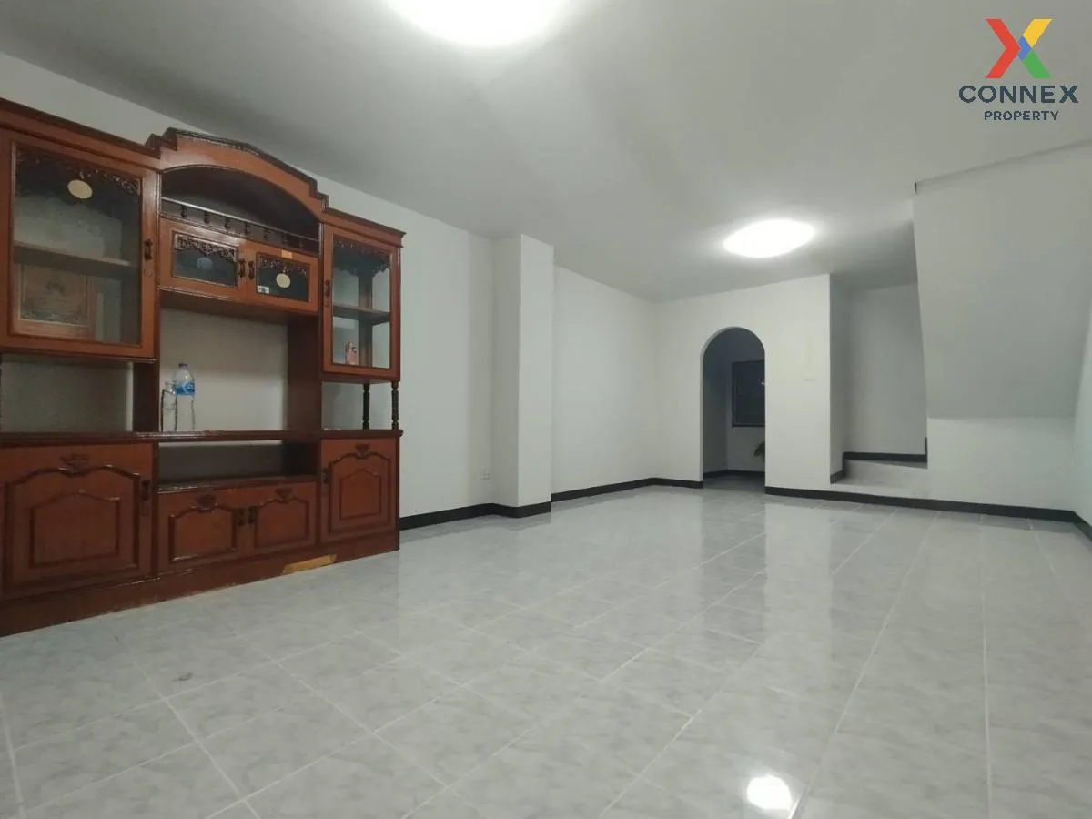 For Sale Townhouse/Townhome  , Baan Warocha 5 , Bang Phriang , Ba 3