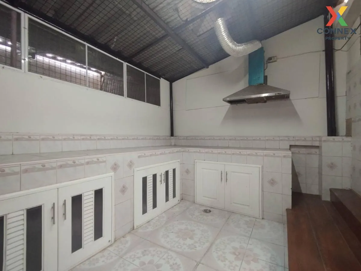 For Sale Townhouse/Townhome  , Baan Warocha 5 , Bang Phriang , Ba