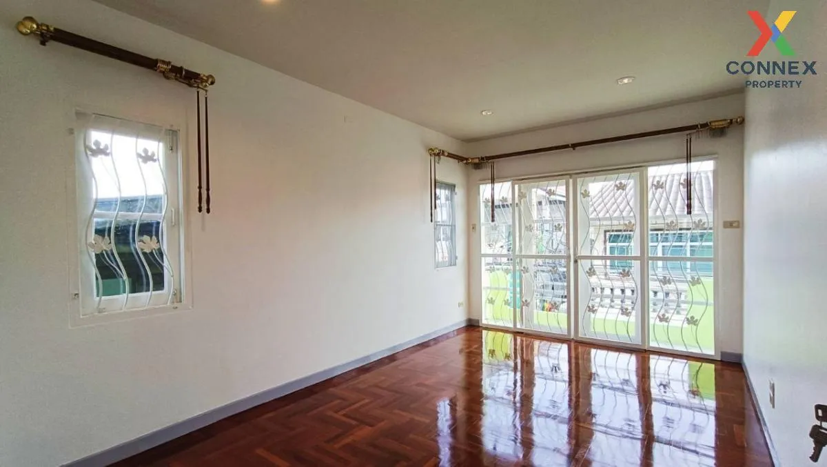 For Sale Townhouse/Townhome  , Premruethai 20 , Nong Bon , Prawet