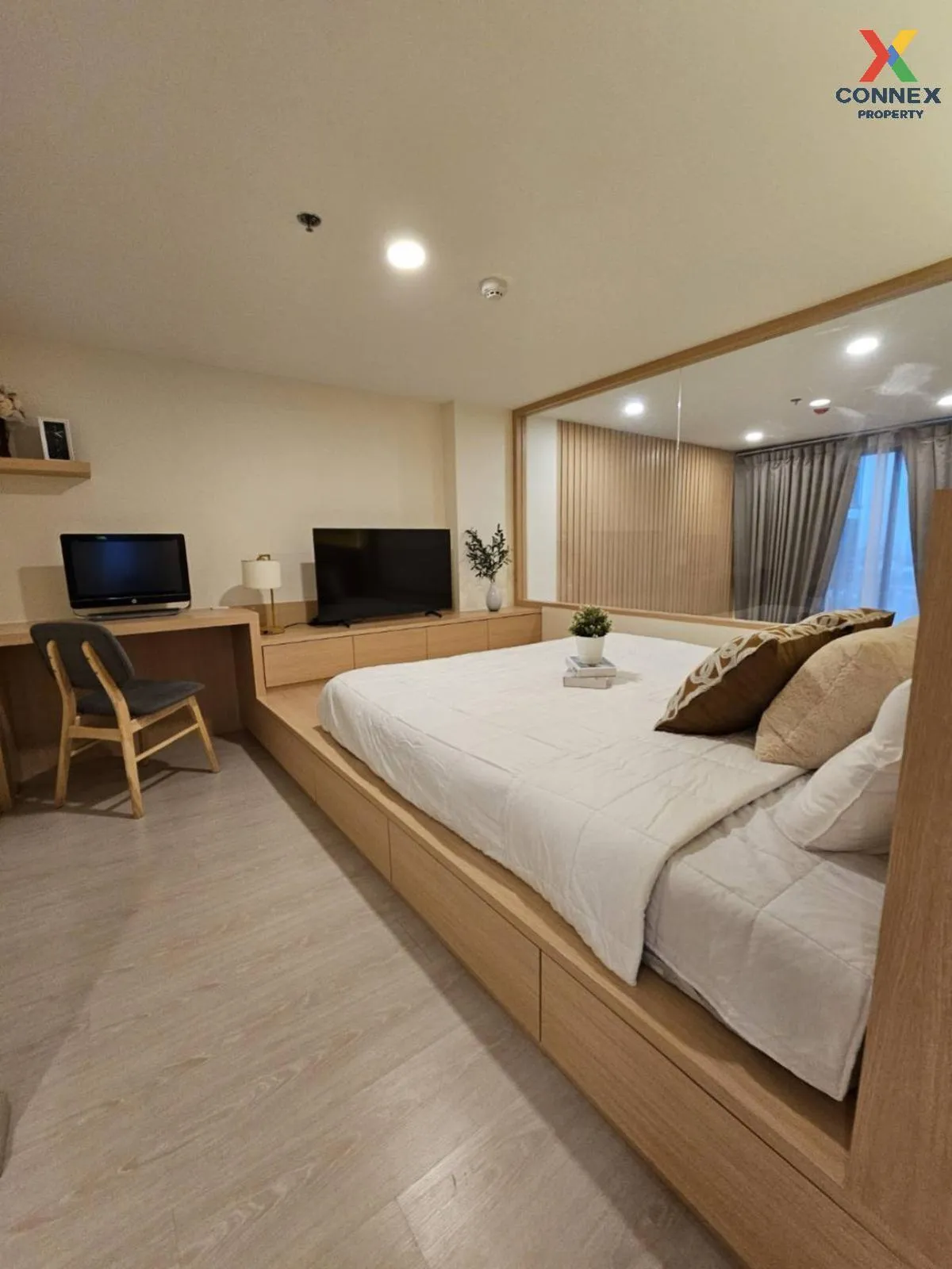 ขายคอนโด  ไนท์บริดจ์ พหลโยธิน อินเตอร์เชนจ์ BTS-วัดพระศรีมหาธาตุ 