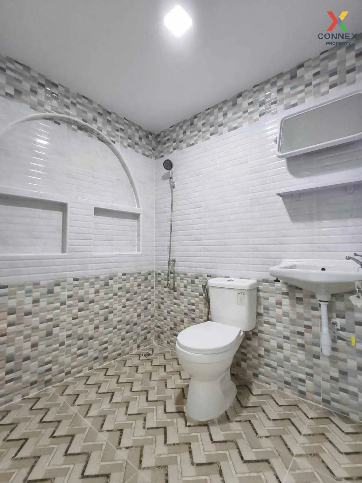 ขายทาวน์เฮ้าส์/ทาวน์โฮม  เค.ซี. รามอินทรา 4 รีโนเวทใหม่ สามวาตะวั