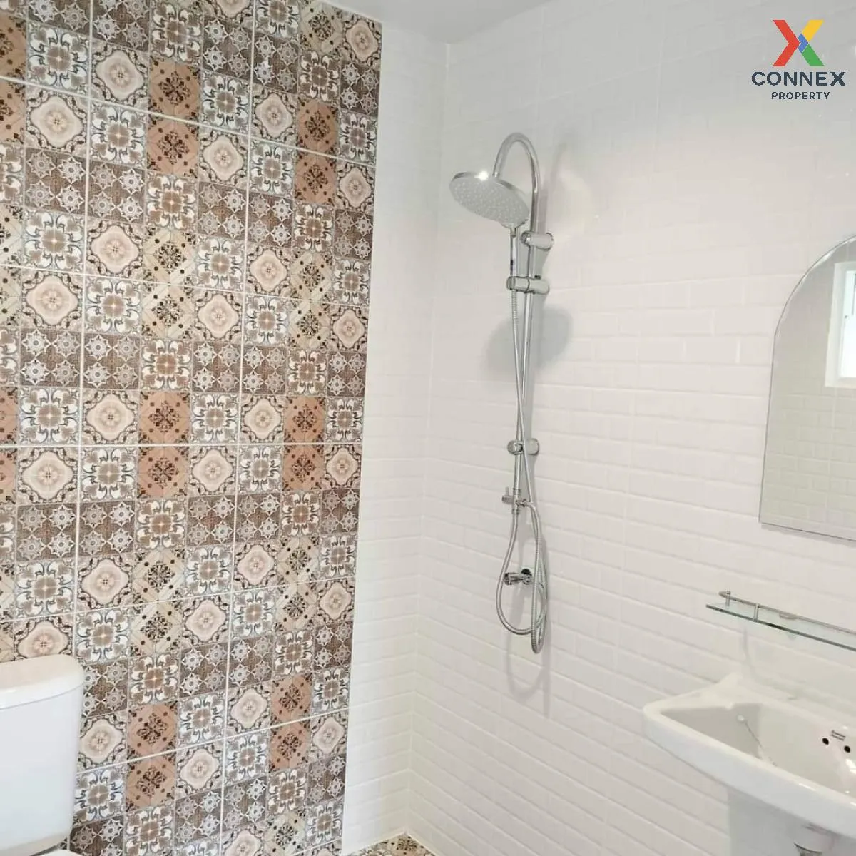 For Sale Townhouse/Townhome  , Baan Pruksa 9 , corner unit , newl