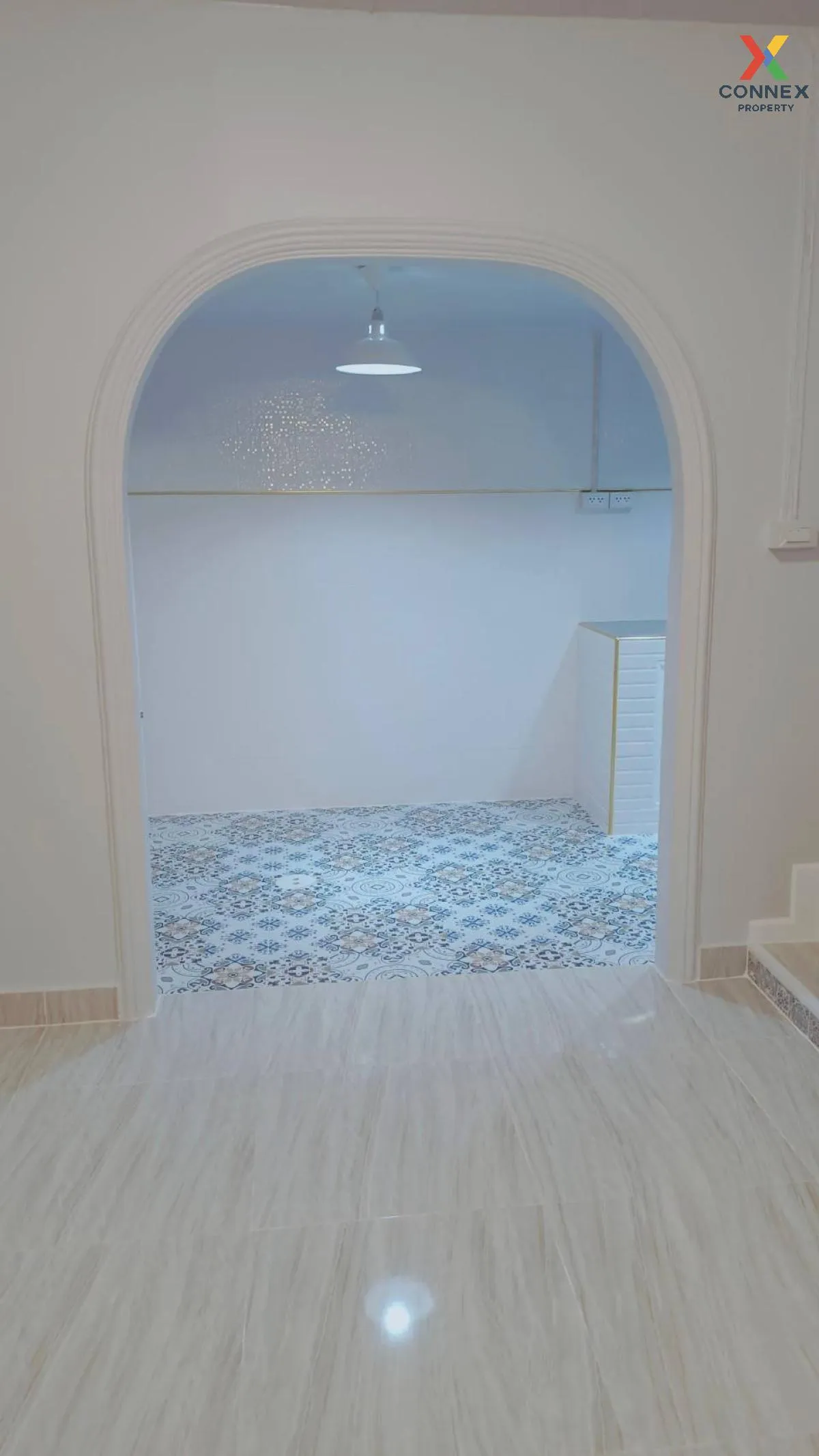 For Sale Townhouse/Townhome  , Baan Pruksa 9 , corner unit , newl