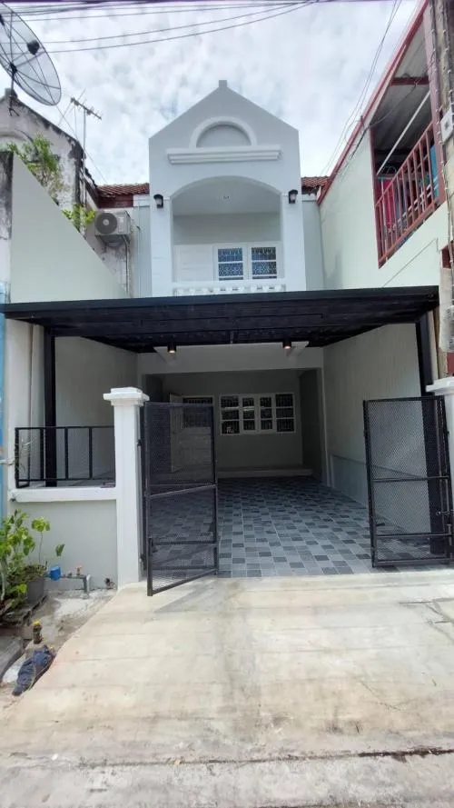 For Sale Townhouse/Townhome  , Baan Pritoon Grand Ville , newly renovated , Bang Duea , Mueang Pathum Thani , Pathum Thani , CX-113385