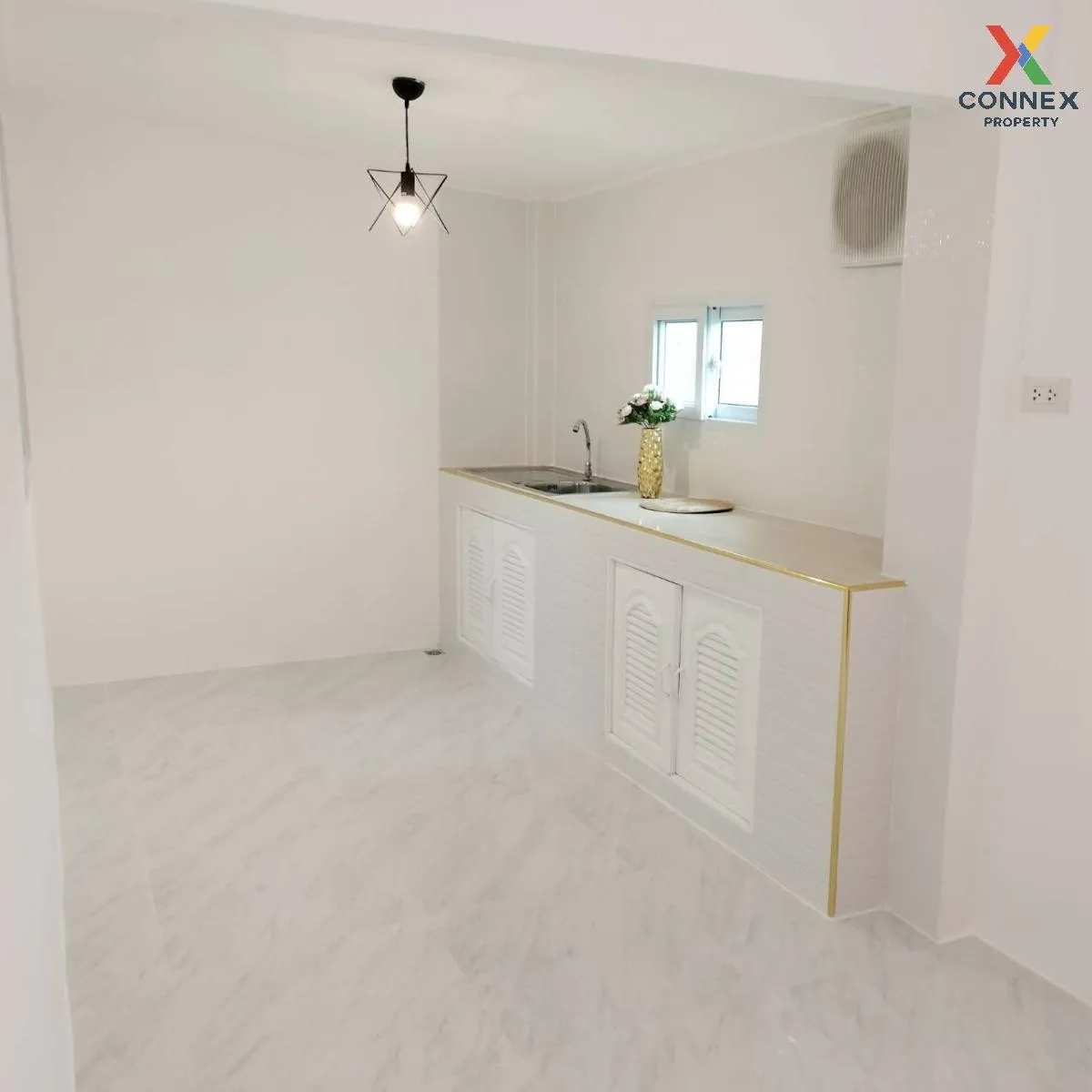 ขายทาวน์เฮ้าส์/ทาวน์โฮม  บ้านธัญญาพร 1 รีโนเวทใหม่ ลำผักกูด ธัญบุ